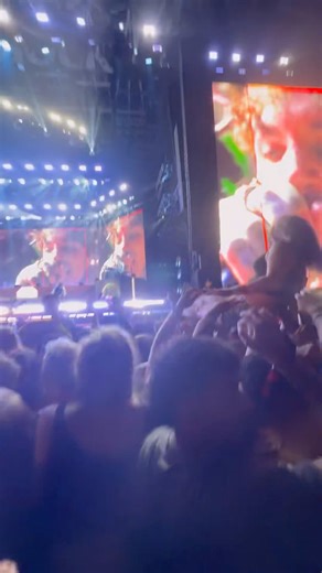 BMTH “Drown” Live at #aftershock 🌊🔥 #BMTH #Drown #LiveMusic #MetalShorts #ViralShorts #FYP