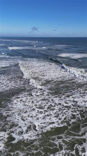 Bliss Break 😀 from above 👌#oceansounds #WaterTherapy #Beach #Calming #Bliss #Drone #Firstlightinsite | First Light InSite