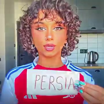 You’ve NEVER Seen Hamilton Do This! ‘Through Goes Hamilton’ F1’s Greatest Overtake? #f1 #hamilton