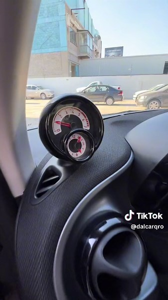 SMART FORTWO COUPE PRIME 1.0T 2017: Compact City Car