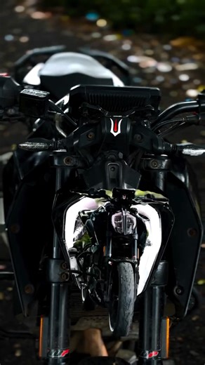 S  J A N____ on Instagram: "Dukii 📈🏍️"