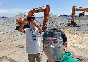 'Completely absurd': Pinoys blast gov't for dumping white sand on Manila Bay | Coconuts