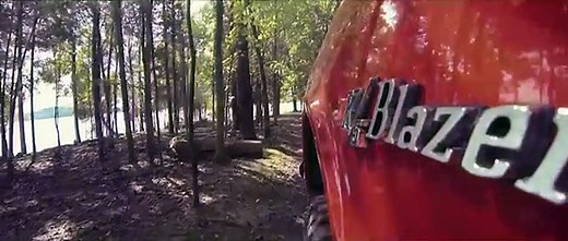 Cole Swindell - Chillin' It (Official Video)