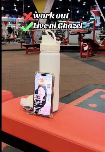 Gym Workout with Kutchikutchi and Gazelles