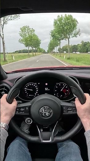 Alfa Romeo Giulia 2025 acceleration 0–100 | Dynamic mode | Tributo Italiano Petrol 2.0L 280 hp