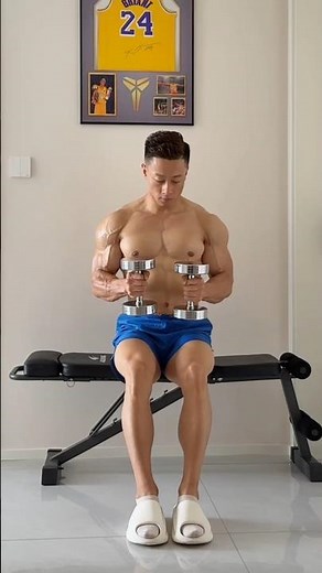 Grow 📈 Massive Shoulders Fast 🚀 Dumbbell Shoulder Workout #ShoulderWorkout #ytshorts
