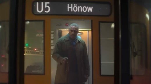 Idris Elba previews #Hijack: Season 2 - premiering January 14 on Apple TV. | Rotten Tomatoes