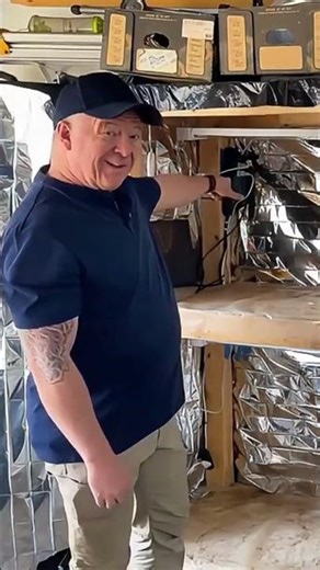 This Grow Light Test Didn't Go How I Expected #Hothouse #DIY