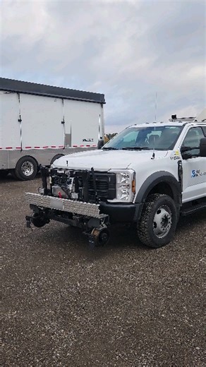 Trison Tarps Inc. on Instagram: "We don't get to install a tarp system on a railworks truck often, but when we do, it looks amazing! We installed a new Aero tarp system on this truck for PNR Railworks, preventing anything from flying out of the back of this truck. Installed by @trisontarpsinc For PNR Railworks Truck by @ford #TrisonTough #trisontarps #railway #fordtruck #tarp"