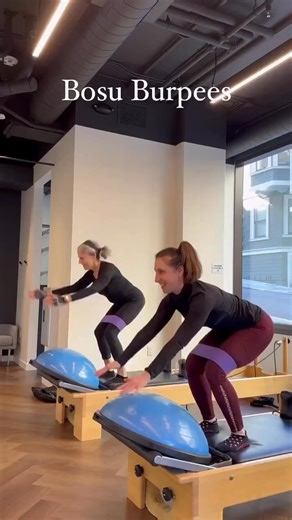 Lower-impact burpees using the BOSU ball = functional, fun, and fierce 💥 Add rotation and balance work to fire up your full body⁣ ⁣ Follow @PilatesEmpowerment for more!⁣ ⁣ Via jillharrispilates⁣ ⁣ ⁣ ⁣ ⁣ #bosupilates #functionalfitpilates #burpeechallenge #balanceandstrength #PilatesEmpowerment | Pilates Empowerment