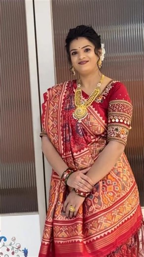 Patola Saree 🌸🎀 Gujarati bride #desilook #saree #bridalmehndi #bridelmakup #women #sareefashion