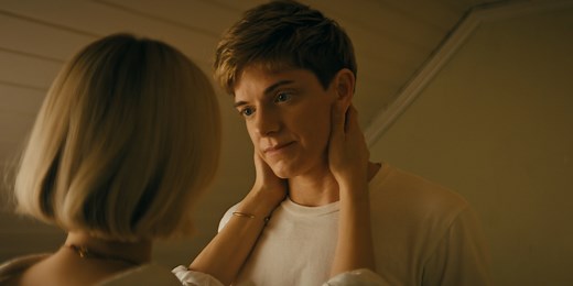 Wayward: Is Alex a Transgender Character? What's Mae Martin's Gender Identity in Real Life?