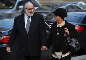 How Pollard was held captive by 35 years of politics - analysis | The Jerusalem Post