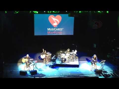 Metallica - In My LIfe - (Beatles)- [MULTICAM MIX AUDIO LM] - Fund Benefit Concert, LA - 2014