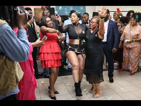 Lady Ponce Soiree CESCA 072625wf2