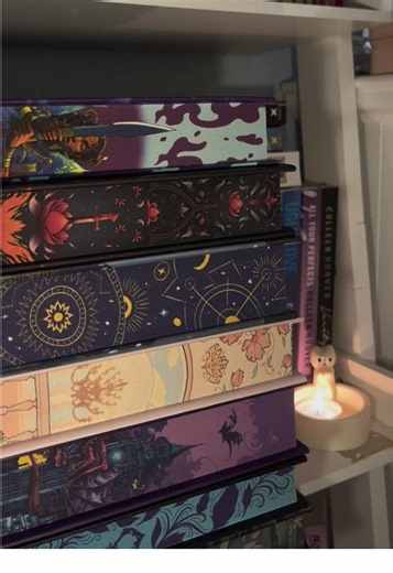 A moment to appreciate The sorayed edges. Most of these from @FairyLoot young adult box. Worth every penny, I love just taking these off the shelf to look at them lol 🫣 #sprayededges #bookish #booktokuk #foruyou #booktoker