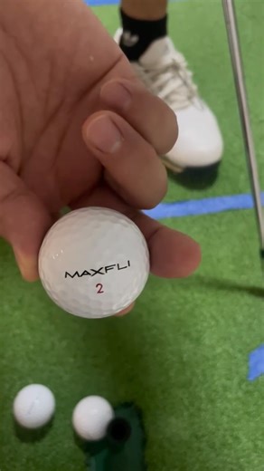 Honest Everyday Product Demos on Instagram: "Maxfli Tour-X Golf Ball #maxfligolf #maxflitourx #golf #productdemos #golfball"