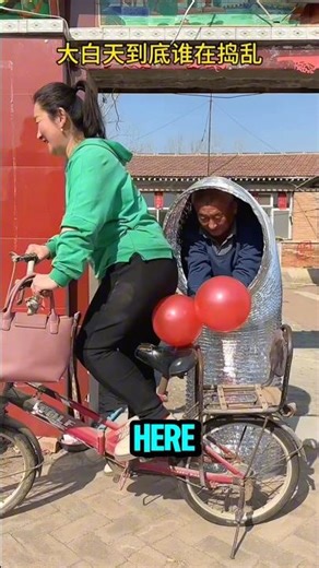 This Bike Seat Keeps Bursting Like a Balloon And She Has No Clue