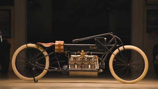 This 100-Year-Old Motorcycle Is Basically A Bicycle With A V8 Engine That Did 137 MPH
