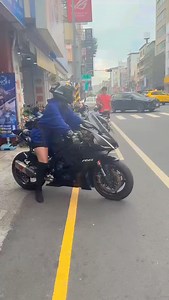 跟著小編出門黑皮 來補充一個冷知識:租包養的公司車超速是不會扣牌的〔自然就不會有營損〕大家要慎選租車公司呦 | 求包養租賃有限公司
