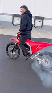 Break that new tire in #stomp #stomphaywire #shorts