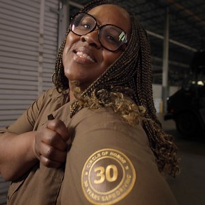 15K views · 893 reactions | #UPS drivers are trained to recognize what's going to happen before it happens. No matter what is going on around them, our #UPSers are committed to being the safest drivers in the world. #ThankAUPSer #NationalTruckDriverAppreciationWeek #NTDAW | UPS | Facebook