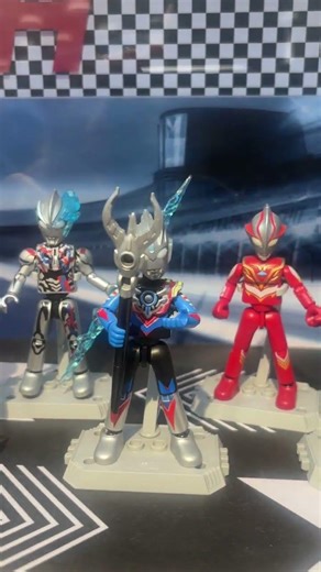 Mainan figure Ultraman dan Monster keren ohsome