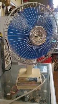 Sighting - Late 1970s Toshiba 12" Oscillating Table Fan [Read Description]