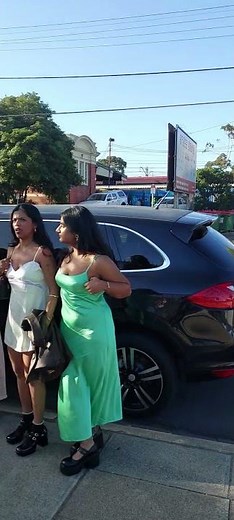 yound ladies birthday party Porsche limo