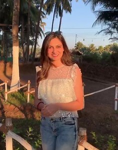 366K views · 20 shares | Some people work for years to get famous, now some can get famous by just participating in Smule Mirchi Cover Star season 2. India’s biggest cover singer hunt is back! Download the Smule app, click on Smule Mirchi Cover Star banner and sing any song from the list. That’s all it takes to be famous! Download the Smule App: https://link.smule.com/M2SMUNDIFB #EkGaaneSe #SmuleMirchiCoverStar2 Smule India Mirchi Cover Star | Simran Kaur Mundi | Facebook