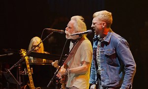 Remembering The Late, Great Bob Weir With The Night He Joined Tyler Childers For “Greatest Story Ever Told” | Whiskey Riff