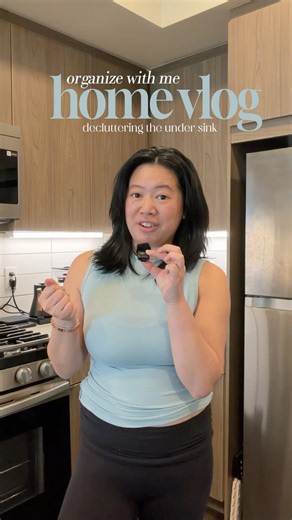 showing you how to declutter my kitchen 🧹 #organizedliving #declutter #declutteringtips