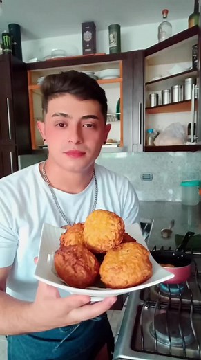 Receta de Buñuelos de Plátano con Pollo