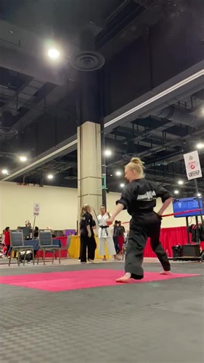 Hard to believe this was almost a year ago 😳 #bostaff #bostaffspinning #bostaffskills #bostaffmoves #bostafftraining #fyp