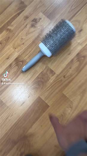 How to catch a Hair Stylist ❤️🍎 | Apple Day Spa & Salon