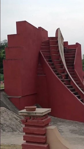 Samrat Yantra built by Maharaja Jai Singh in 1724 to calculate the time through the movement of Sun