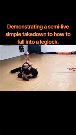 Showing the class how to get to a figure 4 toelock from a simple takedown. Catch Wrestling/Shooto.