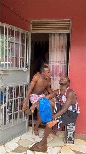 The body guard 2 🤣😅😂(CCTV Camera)