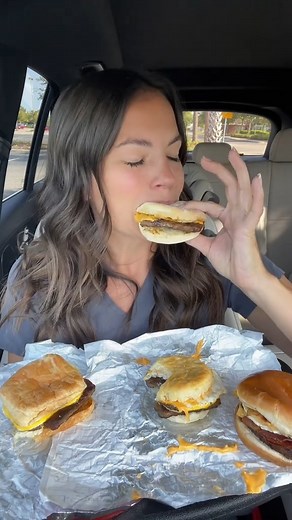 226K views · 1.9K reactions | Whose breakfast should i rate next #wendys #breakfast #biscuit #mcmuffin #mukbang #foodreview #fastfood #eatingvideo #eatingshow #baconator | Mandy | Facebook