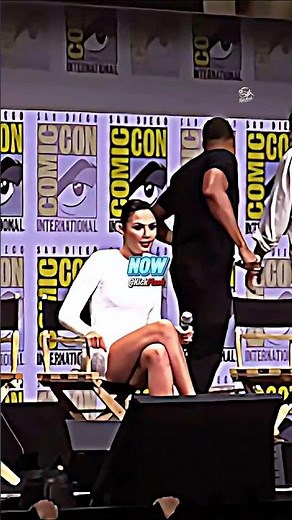 GAL GADOT Got Tape Stuck On Her Butt At Comic Con! 🤯😂 #shorts