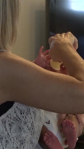 KVUE on Instagram: "Texas scoring a D in maternal and infant health, with more babies being born prematurely and less expecting mother receiving prenatal care."