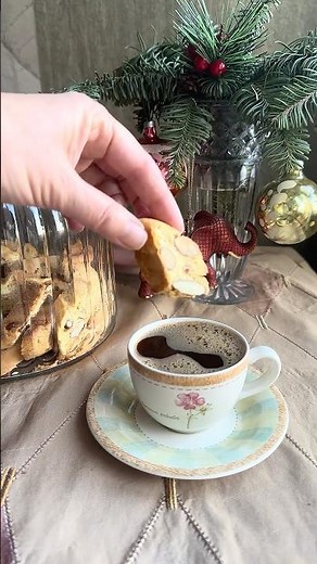 The Crunchiest Italian Cantucci You’ll Ever Bake #baking #recipe #cantucci