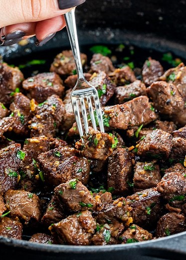 Garlic Butter Steak Bites
