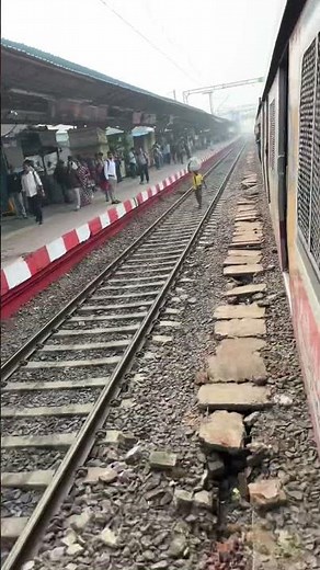 How Is a Railway Track Built from Scratch? Step-by-Step Construction Explained 🚆🔧