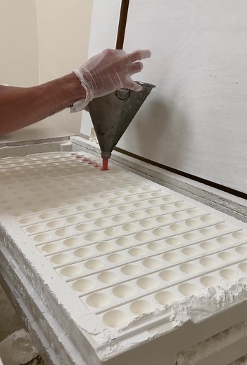 1.9M views · 30K reactions | Oh oh  | Hercules Candy Co | Facebook