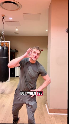 Jack Dempsey mastered balance so well he could punch while moving without losing power #shorts