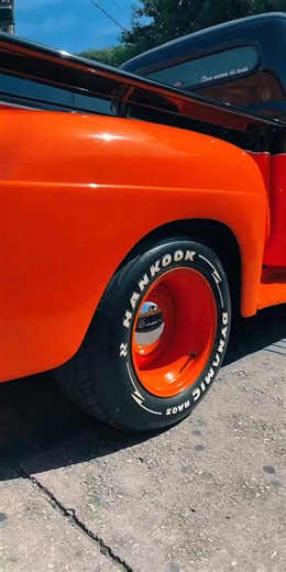 Ford F1 Highlights: Classic Cars & Garage Show