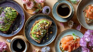 5 Iconic Breakfast Places In South Bombay You Must Try