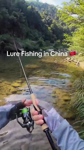 🎣Casting lures where an it mountains meet mirrored lakes 🇨🇳 #fishingtiktoks #lurefishing #outdoors