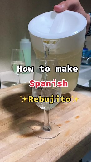 How to Make Spanish Rebujito for the Feria de Abril in Sevilla